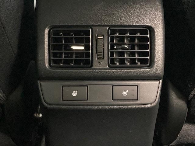 Subaru LEGACY B4 2016-01 190193-23