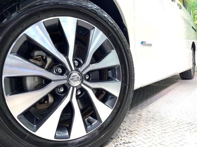 Nissan SERENA 2018-07 22143-14