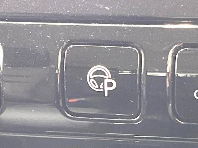 Nissan SERENA 2018-07 22143-6