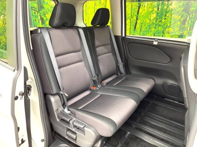 Nissan SERENA 2018-07 22143-9