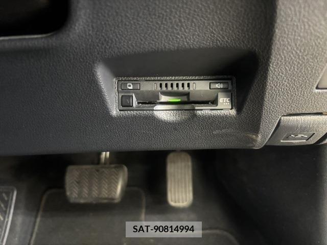 Toyota PRIUS 2021-02 375666-28