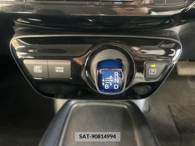 Toyota PRIUS 2021-02 375666-23