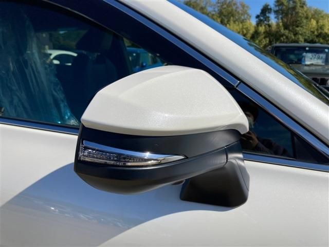 Toyota HARRIER 2021-05 181152-9