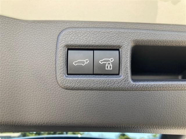 Toyota HARRIER 2021-05 181152-26