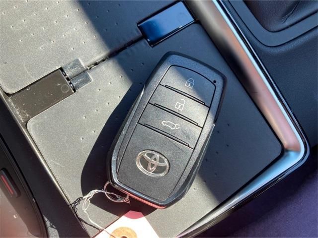 Toyota HARRIER 2021-05 181152-28