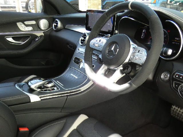 Amg C-CLASS 2019-05 10222-11