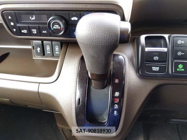 Honda N BOX 2022-09 328927-12