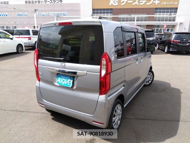 Honda N BOX 2022-09 328927-1