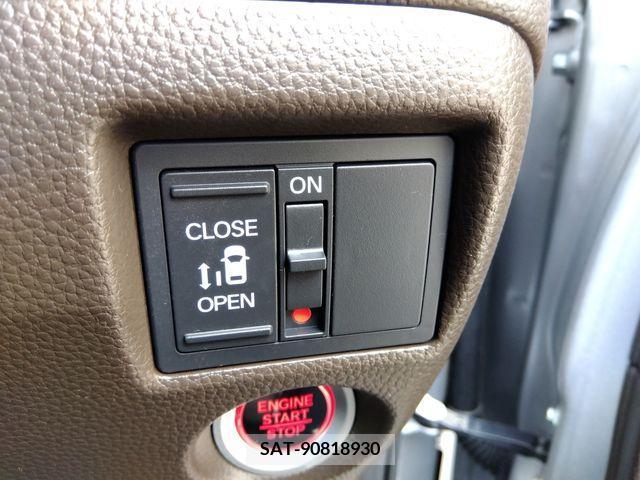 Honda N BOX 2022-09 328927-13