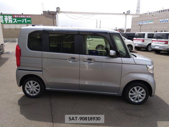 Honda N BOX 2022-09 328927-3
