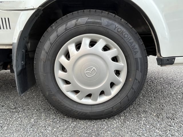 Mazda BONGO TRUCK 2017-07 13083-29
