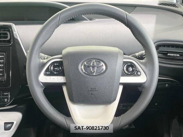 Toyota PRIUS 2016-09 281989-11