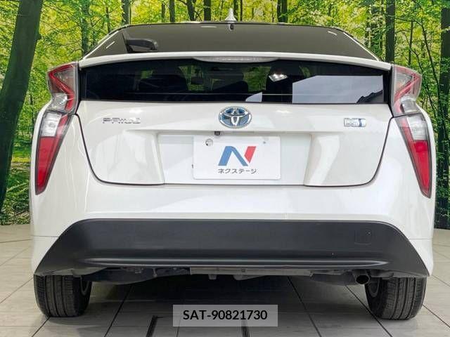 Toyota PRIUS 2016-09 281989-15