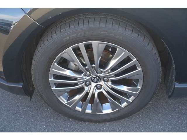 Toyota HARRIER 2022-04 18453-18