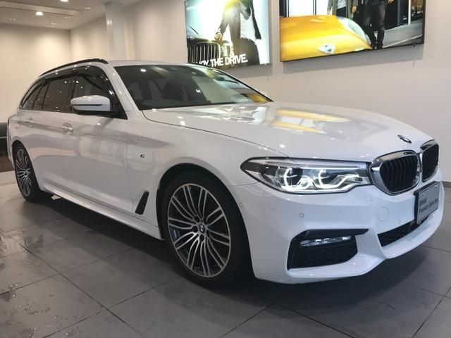 Bmw 5 SERIES 2018-03 8453-5