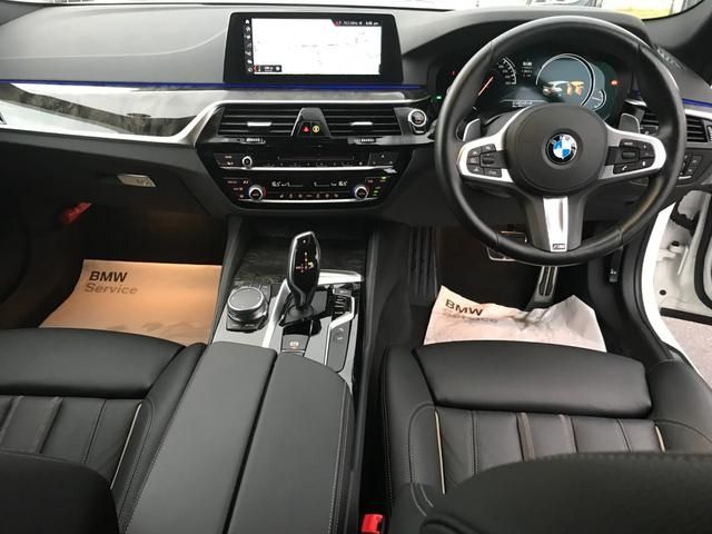 Bmw 5 SERIES 2018-03 8453-1