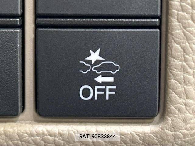Honda N BOX 2018-01 338241-4