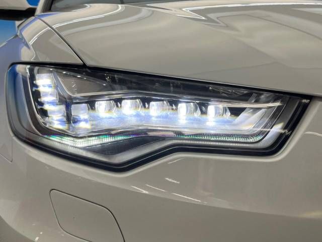 Audi A6 2015-06 193571-10