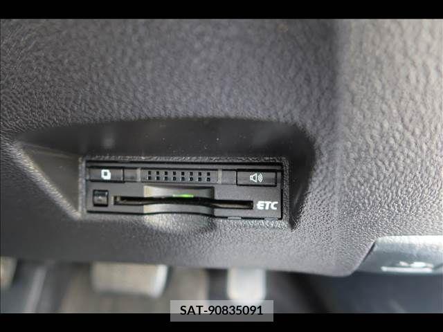 Toyota PRIUS 2016-09 386009-27