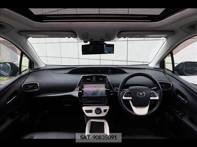 Toyota PRIUS 2016-09 386009-8