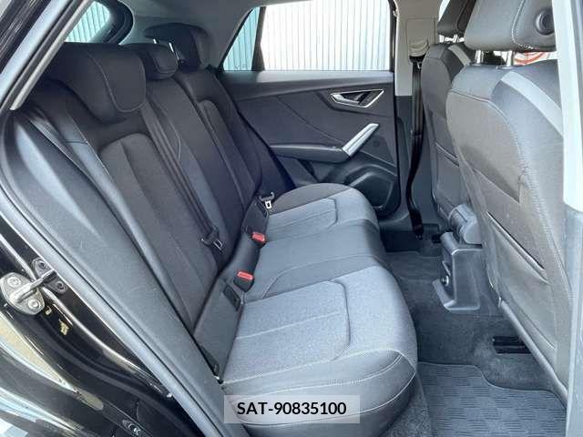Audi Q2 2019-01 318035-14