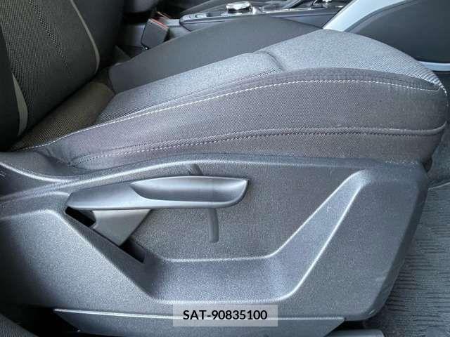 Audi Q2 2019-01 318035-13