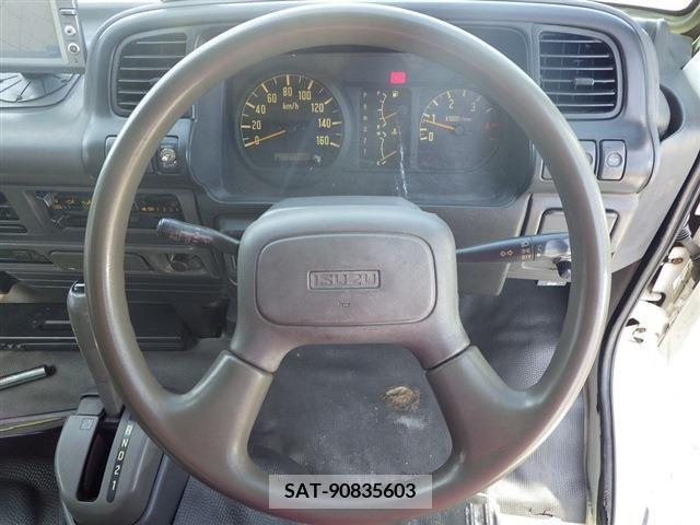 Isuzu ELF TRUCK 2001-02 255813-9