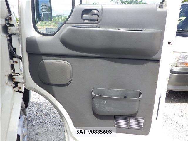 Isuzu ELF TRUCK 2001-02 255813-7