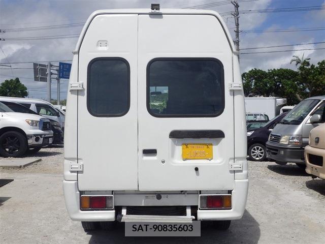 Isuzu ELF TRUCK 2001-02 255813-4