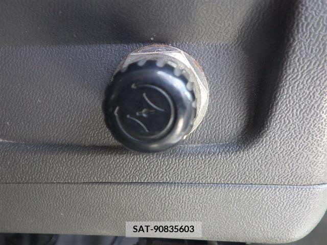 Isuzu ELF TRUCK 2001-02 255813-12