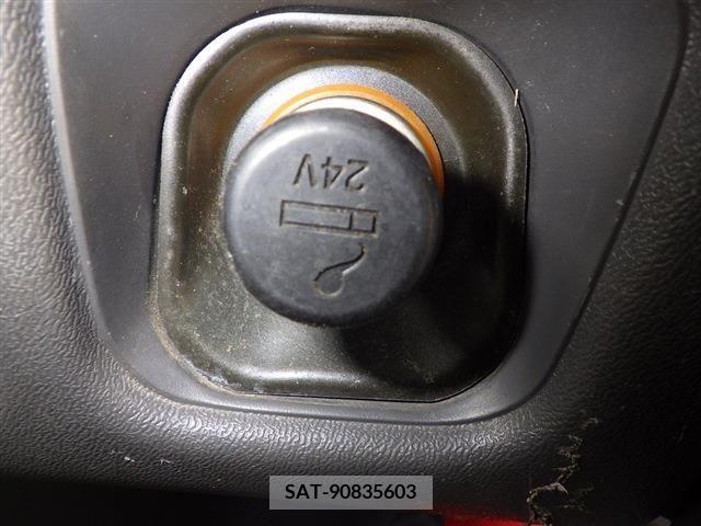 Isuzu ELF TRUCK 2001-02 255813-15