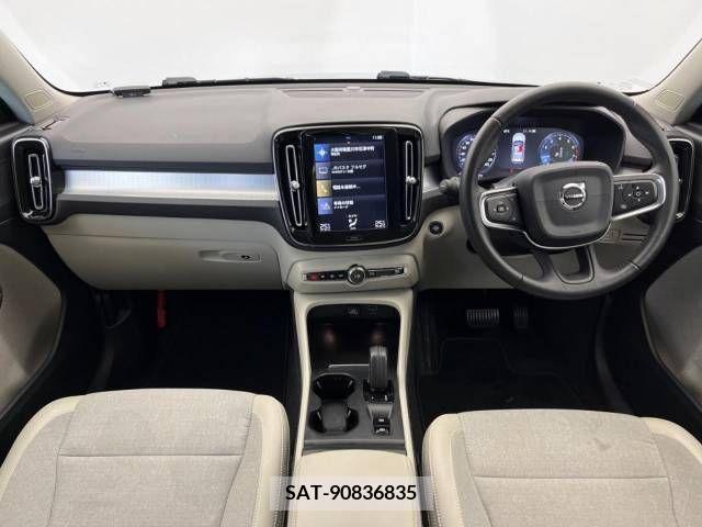 Volvo XC40 2019-12 249491-1