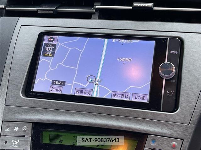 Toyota PRIUS 2012-06 385093-14