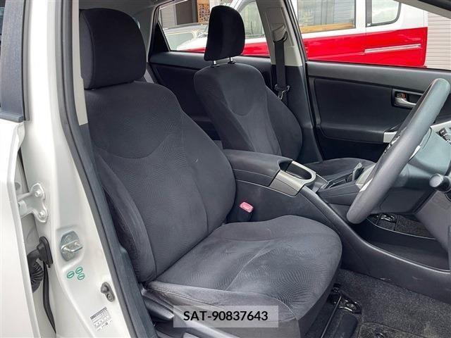 Toyota PRIUS 2012-06 385093-9