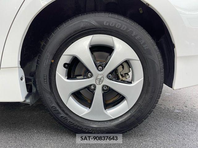 Toyota PRIUS 2012-06 385093-26