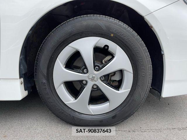 Toyota PRIUS 2012-06 385093-24