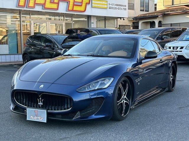 Maserati GRANTURISMO 2009-10 28591-0