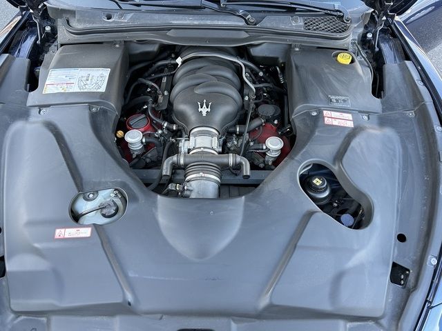 Maserati GRANTURISMO 2009-10 28591-29