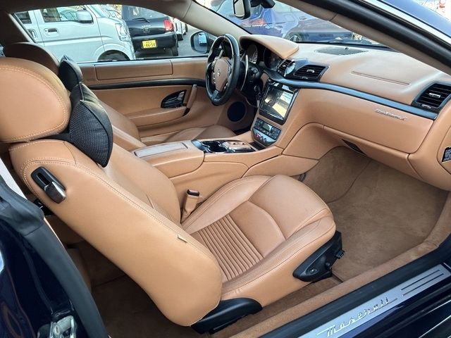 Maserati GRANTURISMO 2009-10 28591-17