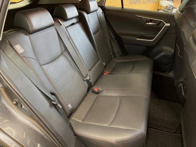 Toyota RAV4 2021-03 192820-10