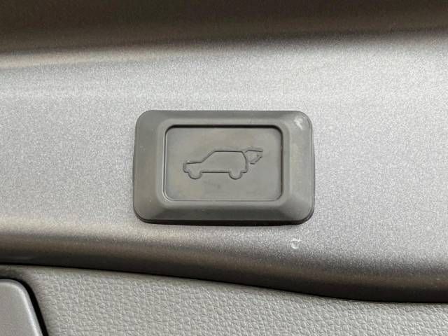 Toyota RAV4 2021-03 192820-6