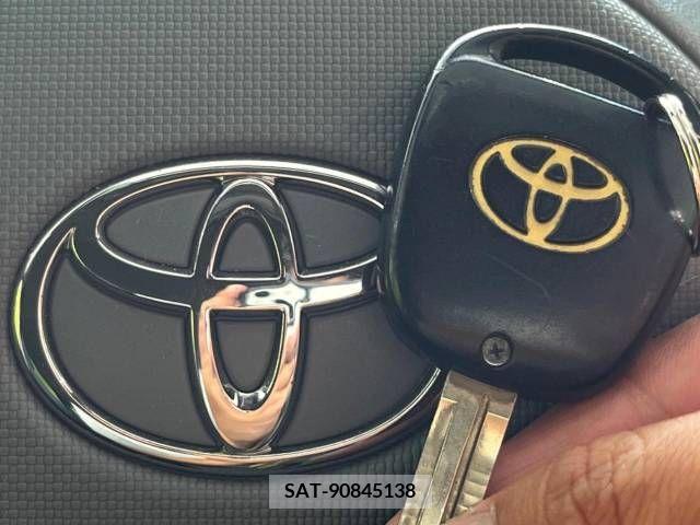 Toyota SIENTA 2010-01 368190-7