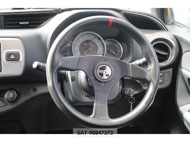 Toyota VITZ 2014-11 221648-15