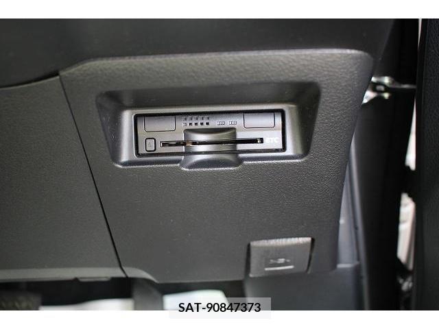 Toyota VITZ 2014-11 221648-2