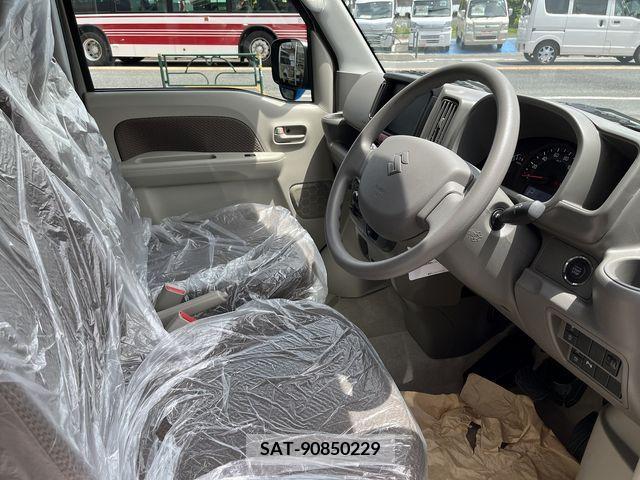 Suzuki EVERY 2024-04 268894-6