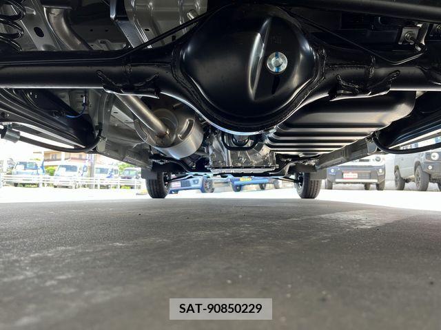 Suzuki EVERY 2024-04 268894-27