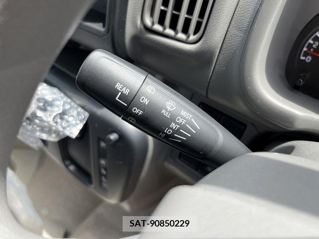 Suzuki EVERY 2024-04 268894-12