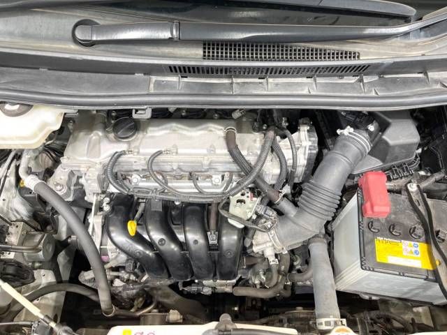 Toyota NOAH 2018-10 16017-19