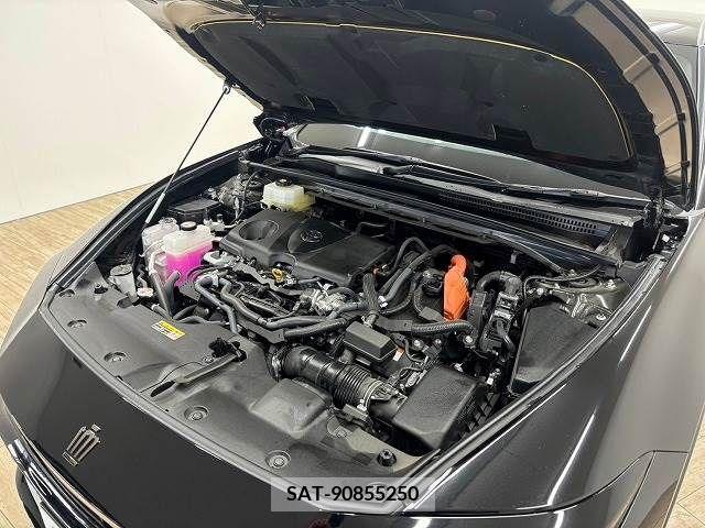 Toyota CROWN 2023-02 380575-17