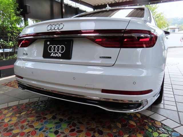 Audi A8 2022-08 9439-7